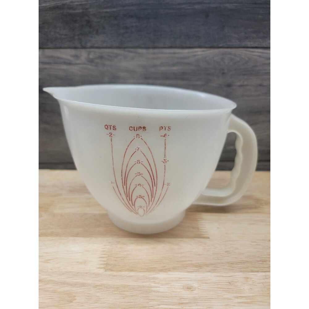 Tupperware Vintage 500-7 Mix-N-Store 8 cup 2 Qt. Measuring Bowl Pitcher USA Made